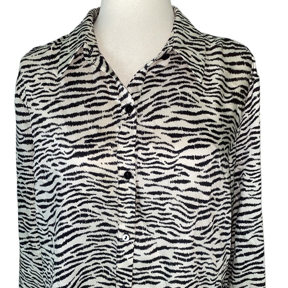Zara Zebra Oversized Cropped Button Down Blouse - M - Picture 2 of 11